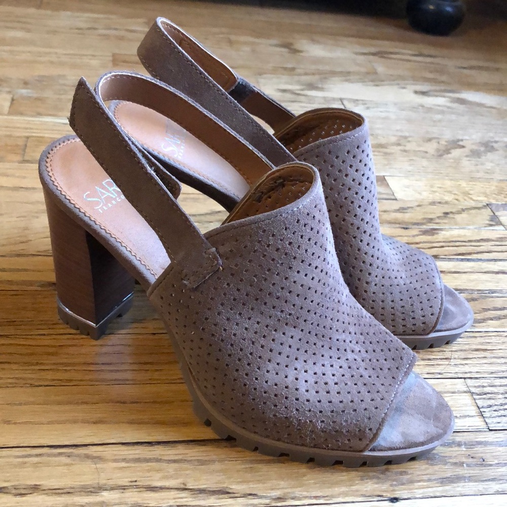 Franco Sarto block heel sandals brown suede sz 8